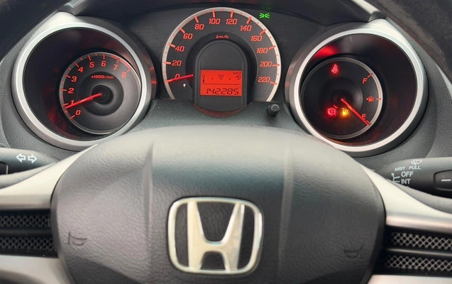 imagem-https://www.socarrao.com.br/sc-vehicle-images-prod/3876477/1789569495402-f0a361a3771a4fca8aed808dc0d331e7_1789568988887.jpg