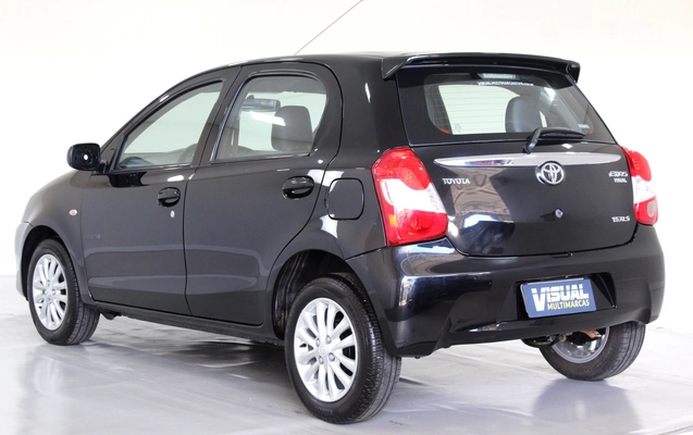 imagem-https://www.socarrao.com.br/sc-vehicle-images-prod/3876487/1789569523160-2_040322.jpg