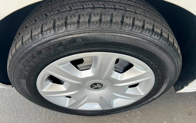 imagem-https://www.socarrao.com.br/sc-vehicle-images-prod/3876573/1789570272944-gb-9b79831.jpg