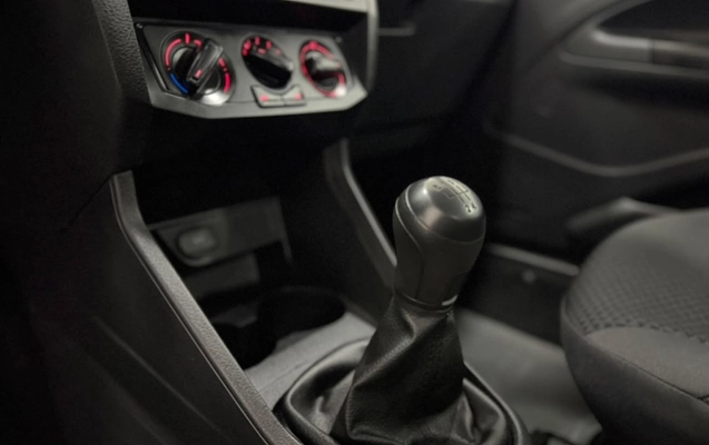 imagem-https://www.socarrao.com.br/sc-vehicle-images-prod/3876590/1789569805972-4_044727.jpg