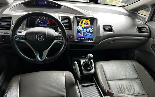 imagem-https://www.socarrao.com.br/sc-vehicle-images-prod/3876671/1789569982043-EXGOuSMd5RYPsEbh43F1WyOVbZve5y9r.jpg