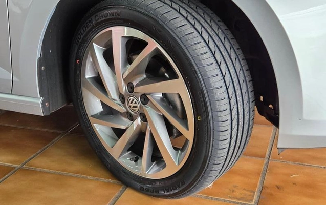 imagem-https://www.socarrao.com.br/sc-vehicle-images-prod/3876675/1789570471806-8481886_7_B_c77a916439.jpeg
