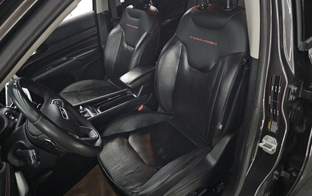 imagem-https://www.socarrao.com.br/sc-vehicle-images-prod/3876720/1789570089116-003_07cde72185bda8f6753fb7ab5aace147.jpg