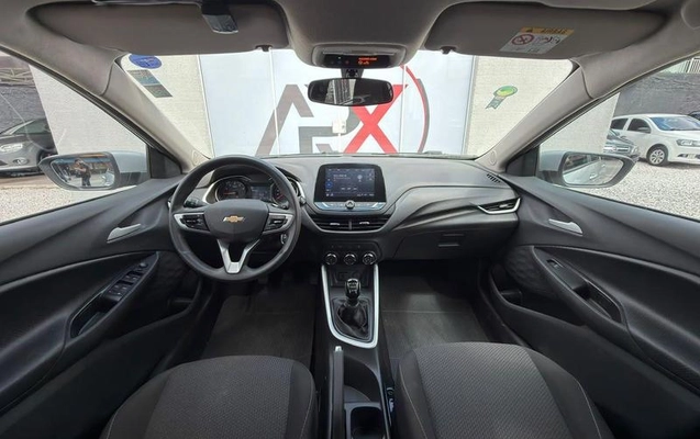 imagem-https://www.socarrao.com.br/sc-vehicle-images-prod/3876743/1789570135650-8481693_3_B_d5da4df919.jpeg