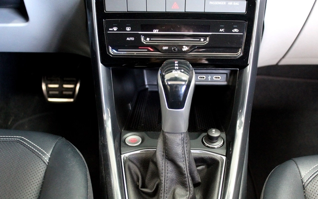 imagem-https://www.socarrao.com.br/sc-vehicle-images-prod/3876912/1789570447321-14_022456.jpg