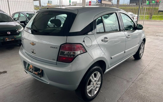imagem-https://www.socarrao.com.br/sc-vehicle-images-prod/3876923/1789570468125-gb-d2e57c0.jpg