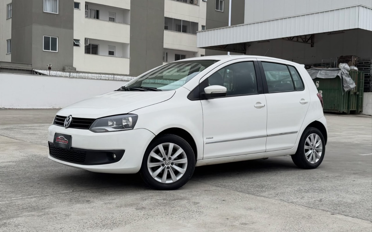 Volkswagen Fox 2012 Branco — foto 1 de 3
