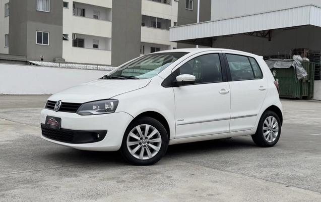 imagem-https://www.socarrao.com.br/sc-vehicle-images-prod/3876962/1789570554451-V2hhdHNBcHAgSW1hZ2UgMjAyNi0wOS0xNCBhdCAxOC4wMC4wOC5qcGVn.jpeg