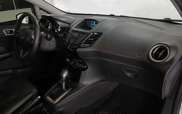 imagem-https://www.socarrao.com.br/sc-vehicle-images-prod/3876972/1789589337980-8481871_1_B_a61cd9a85d.jpeg
