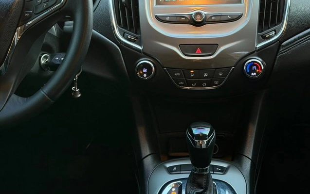 imagem-https://www.socarrao.com.br/sc-vehicle-images-prod/3877093/1789570758451-gb-bd211b4.jpeg