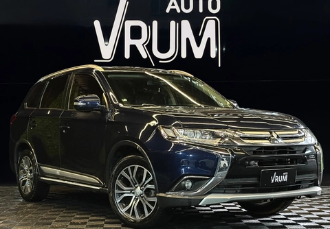 Mitsubishi OUTLANDER 2.0 16V 160cv Aut. 2018 Azul — foto 1 de 3
