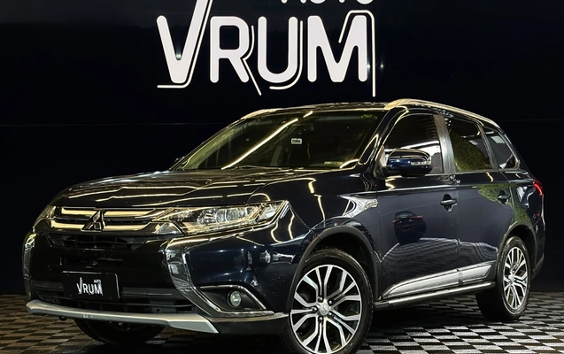 imagem-https://www.socarrao.com.br/sc-vehicle-images-prod/3877097/1789570763994-3_060203.jpg