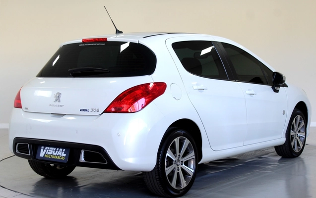 imagem-https://www.socarrao.com.br/sc-vehicle-images-prod/3877150/1789570885704-6_114529.jpg