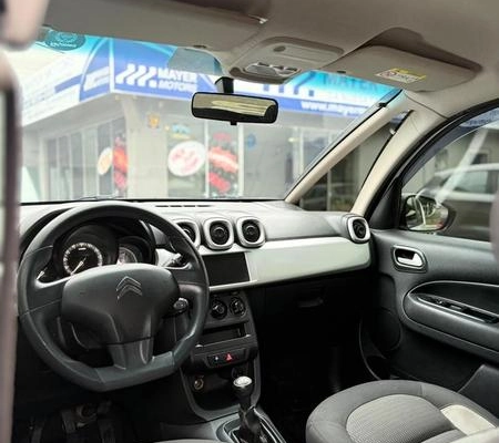 imagem-https://www.socarrao.com.br/sc-vehicle-images-prod/3877177/1789570938900-8478001_5_B_49bd35a961.jpeg