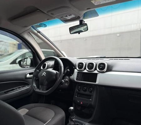 imagem-https://www.socarrao.com.br/sc-vehicle-images-prod/3877177/1789570938905-8478001_1_B_8e3064773c.jpeg