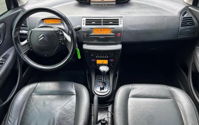 imagem-https://www.socarrao.com.br/sc-vehicle-images-prod/3877179/1789570941458-8458071_3_B_64020e7308.jpeg