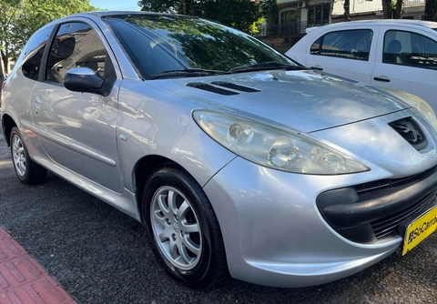 Peugeot 207 XR 1.4 Flex 8V 3p 2011 Prata — foto 1 de 3