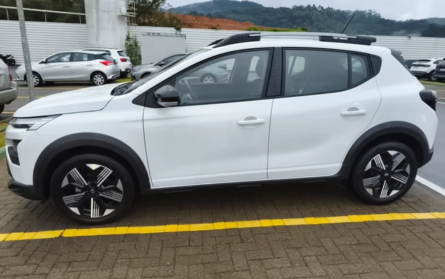 imagem-https://www.socarrao.com.br/sc-vehicle-images-prod/3877592/1789571679596-1_055015.jpg