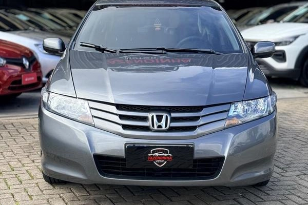 imagem-https://www.socarrao.com.br/sc-vehicle-images-prod/3877792/1789572191690-8469916_4_B_7787d223aa.jpeg