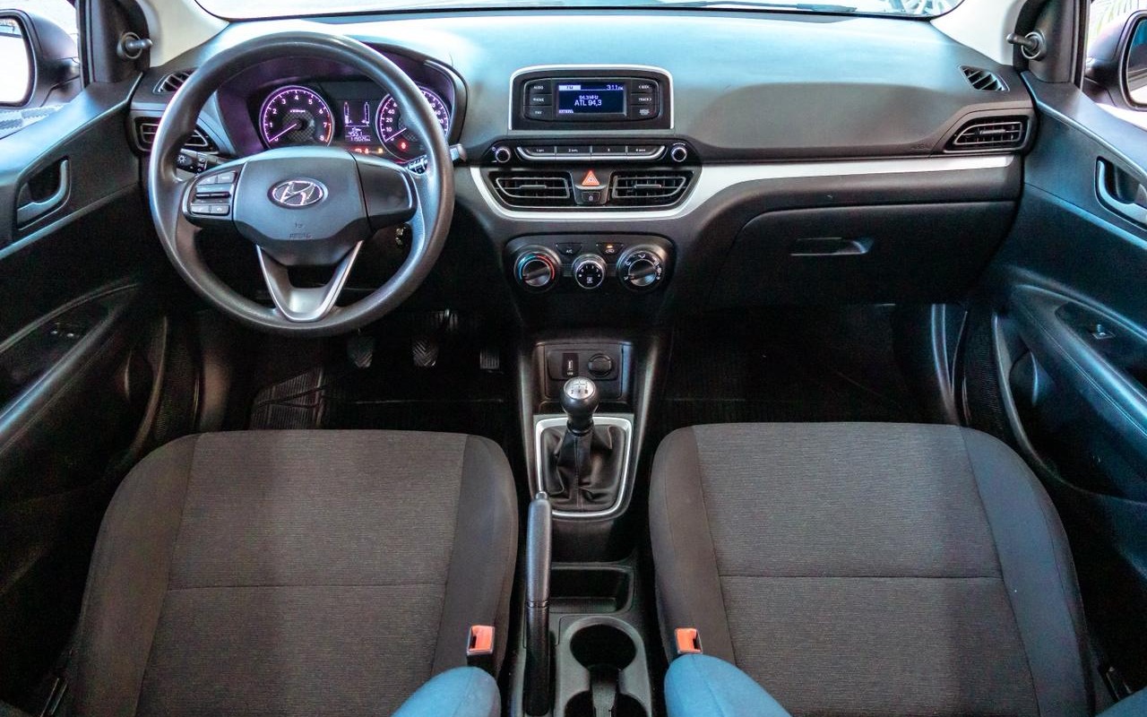 imagem-https://www.socarrao.com.br/sc-vehicle-images-prod/38778/1780680928019-NDg2NzYxZmMtMjUxNi00MTQ2LWI3NWMtYTI2YjhjN2UyZDBhLmpwZw.jpg
