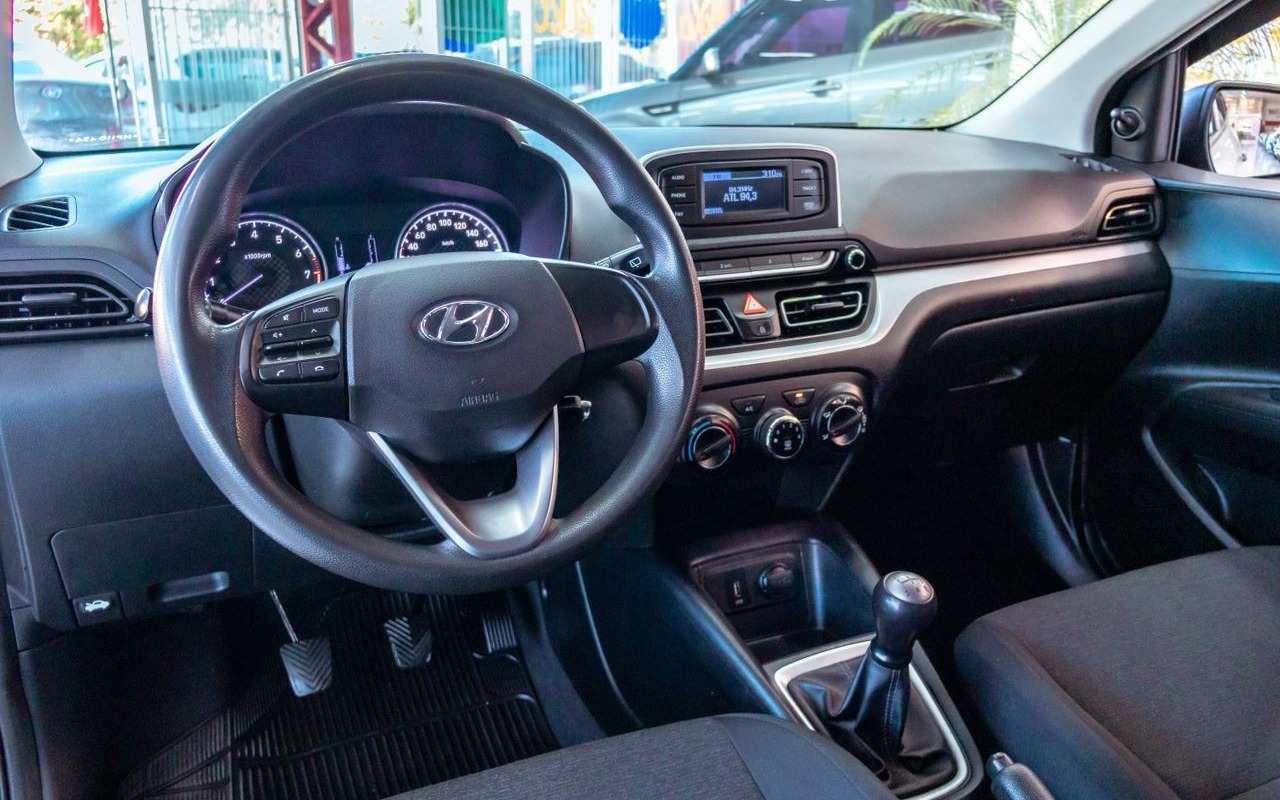 imagem-https://www.socarrao.com.br/sc-vehicle-images-prod/38778/1780680928203-YzA3NzQxNWMtN2JlYi00MDc1LWJiODEtMzg3MTEwZTU4OTcyLmpwZw.jpg