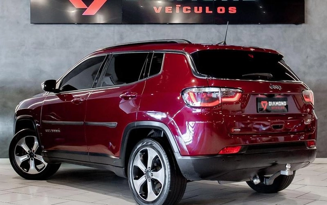 imagem-https://www.socarrao.com.br/sc-vehicle-images-prod/3878175/1789572738499-8482164_20_B_9d9098445f.jpeg