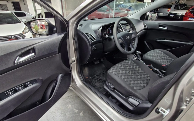 imagem-https://www.socarrao.com.br/sc-vehicle-images-prod/3878178/1789588065896-MjQuanBlZw.jpeg