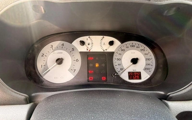 imagem-https://www.socarrao.com.br/sc-vehicle-images-prod/3878214/1789653233174-8482180_1_B_bb7d6dd497.jpeg