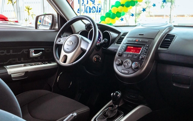 imagem-https://www.socarrao.com.br/sc-vehicle-images-prod/38783/1781965912124-ZTk4MmVlNmUtOTAwZS00Y2ExLWJjZjEtMGI1YjUxNDI3YTZhLmpwZw.jpg
