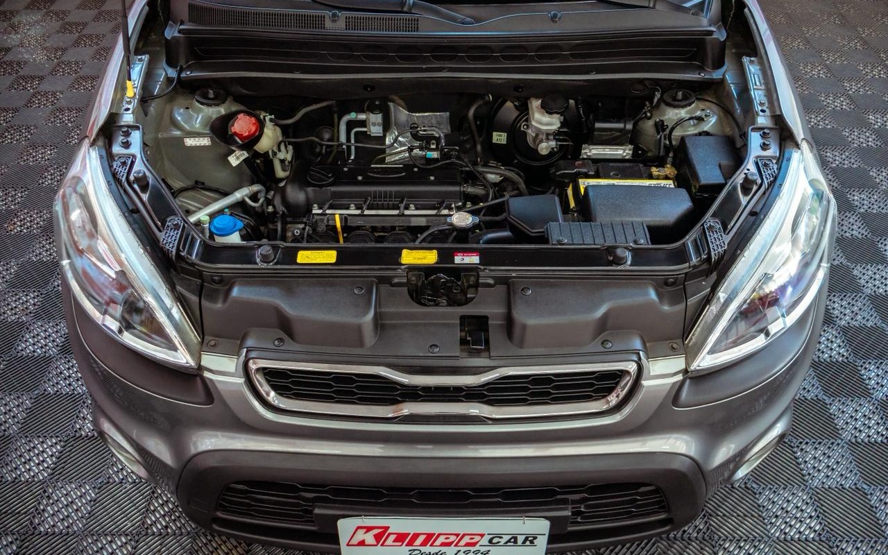 imagem-https://www.socarrao.com.br/sc-vehicle-images-prod/38783/1781965912351-ZjZiMmI2ZTUtMTdkZC00Y2VkLTllYTktNjBkODY4NGI0NmFmLmpwZw.jpg