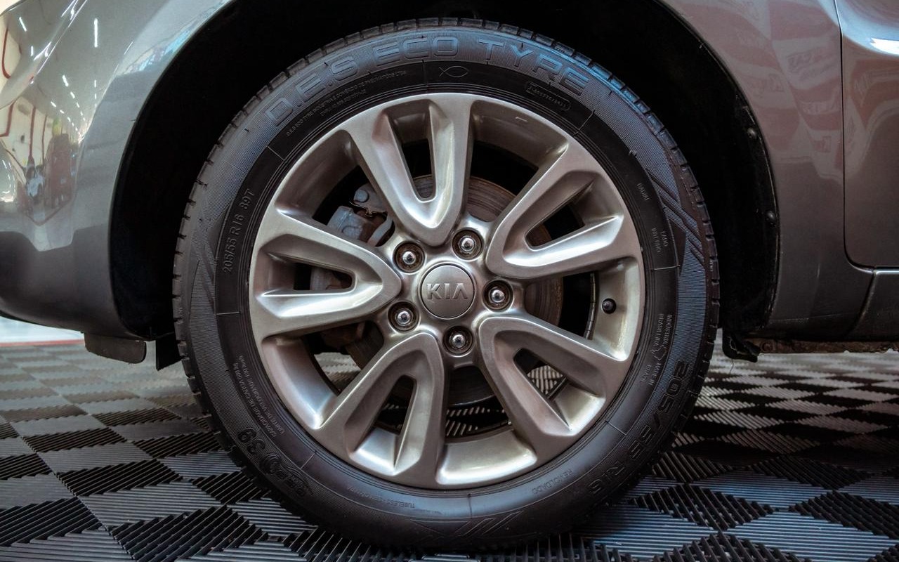 imagem-https://www.socarrao.com.br/sc-vehicle-images-prod/38783/1781965912510-YzI5MmFmNDUtMDg2Yi00NGYwLWJmMDktZGUwOGFkYmQyNTA4LmpwZw.jpg
