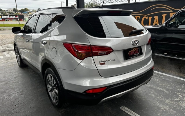 imagem-https://www.socarrao.com.br/sc-vehicle-images-prod/3878581/1789573504137-E9DVzNaOO5B5jhhpfKpsvPHy9o2Cg0Sn.jpg