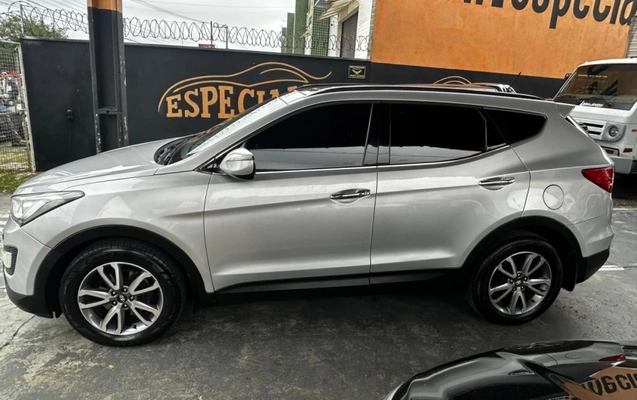 imagem-https://www.socarrao.com.br/sc-vehicle-images-prod/3878581/1789573504142-s5V5X2D4JyoNUhWayKMi69TgyybPS32n.jpg