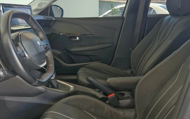 imagem-https://www.socarrao.com.br/sc-vehicle-images-prod/3879118/1789574168812-ca431f7baed54871a409e2e634823a16_1789574057099.jpg