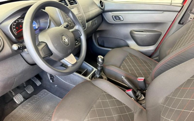 imagem-https://www.socarrao.com.br/sc-vehicle-images-prod/3879119/1789669992633-8416376_8_B_4e0a850e44.jpeg