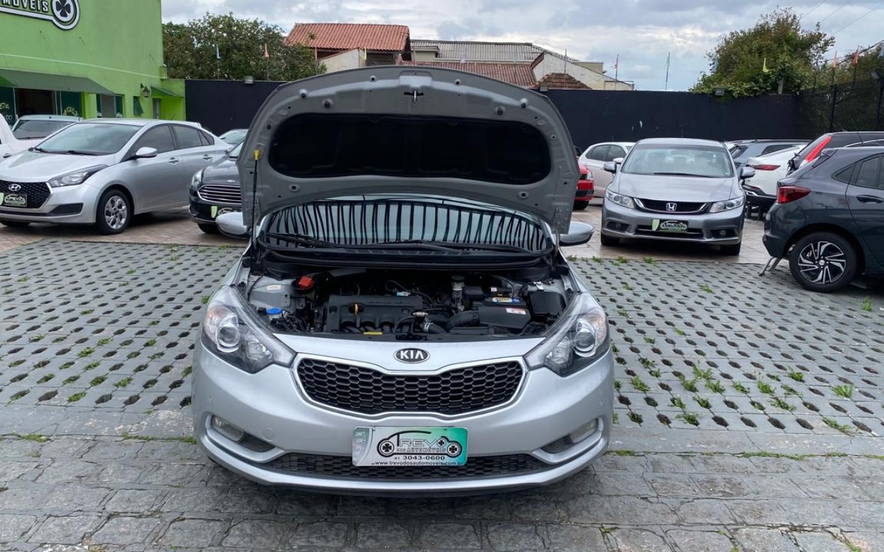 imagem-https://www.socarrao.com.br/sc-vehicle-images-prod/3879418/1790895187453-MTAuanBlZw.jpeg