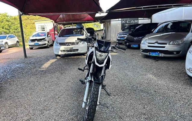 imagem-https://www.socarrao.com.br/sc-vehicle-images-prod/3879534/1789671906557-8482184_3_B_aa6d60feb0.jpeg