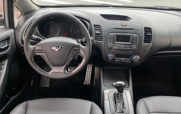 imagem-https://www.socarrao.com.br/sc-vehicle-images-prod/3879764/1790895257461-MTIuanBlZw.jpeg