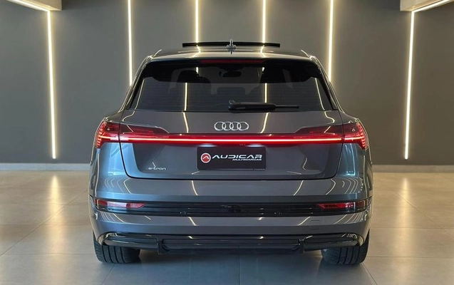 imagem-https://www.socarrao.com.br/sc-vehicle-images-prod/3879888/1789670875584-8462721_0_B_0e2005ad20.jpeg