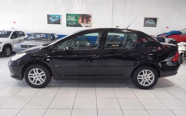 imagem-https://www.socarrao.com.br/sc-vehicle-images-prod/3879987/1789575528943-8022839_9_B_1fc1a9912d.jpeg
