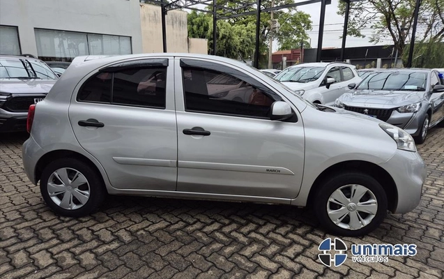 imagem-https://www.socarrao.com.br/sc-vehicle-images-prod/3880424/1789576188701-085de105-a795-445d-a5ab-bb18d6f81f0820260916121021.jpeg