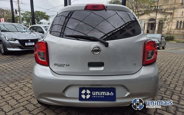 imagem-https://www.socarrao.com.br/sc-vehicle-images-prod/3880424/1789576188703-cd34e691-22d1-4819-8aba-0ff8a688a31620260916121023.jpeg
