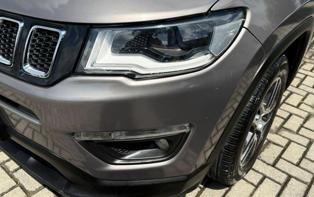 imagem-https://www.socarrao.com.br/sc-vehicle-images-prod/3880487/1789664567911-8479911_17_B_77f41cdf15.jpeg