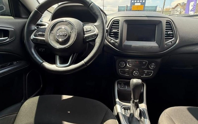 imagem-https://www.socarrao.com.br/sc-vehicle-images-prod/3880487/1789664567916-8479911_3_B_eb1621b166.jpeg