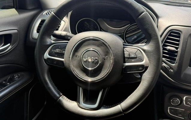 imagem-https://www.socarrao.com.br/sc-vehicle-images-prod/3880487/1789664567919-8479911_1_B_d6c6edae22.jpeg