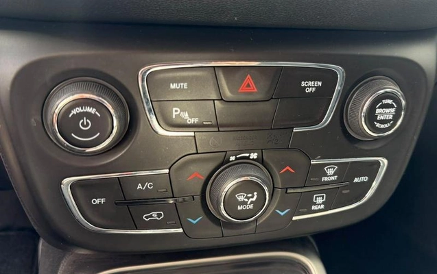 imagem-https://www.socarrao.com.br/sc-vehicle-images-prod/3880487/1789664567923-8479911_8_B_d2991c37c3.jpeg