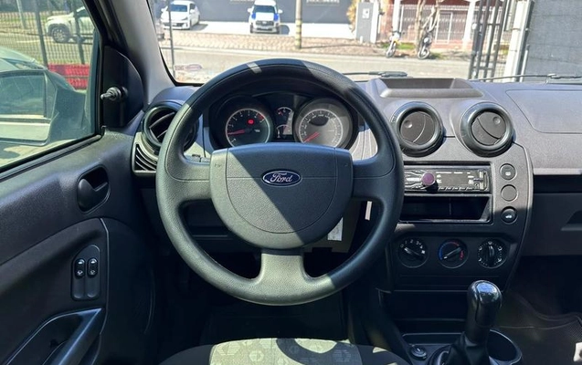 imagem-https://www.socarrao.com.br/sc-vehicle-images-prod/3880549/1789576365352-8482414_3_B_f38bd713d6.jpeg