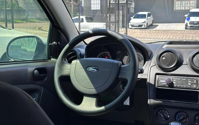 imagem-https://www.socarrao.com.br/sc-vehicle-images-prod/3880549/1789576365354-8482414_1_B_122ed1bbbf.jpeg