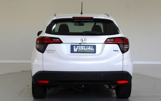 imagem-https://www.socarrao.com.br/sc-vehicle-images-prod/3880681/1789576520317-4_044740.jpg