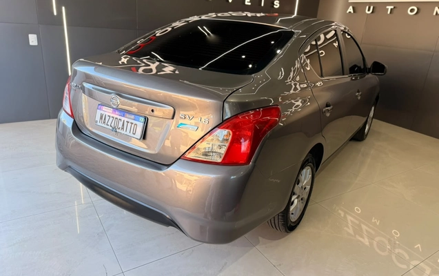imagem-https://www.socarrao.com.br/sc-vehicle-images-prod/3880683/1789576522017-003_fd45348b4084b7e7f1d70e39089af235.jpeg